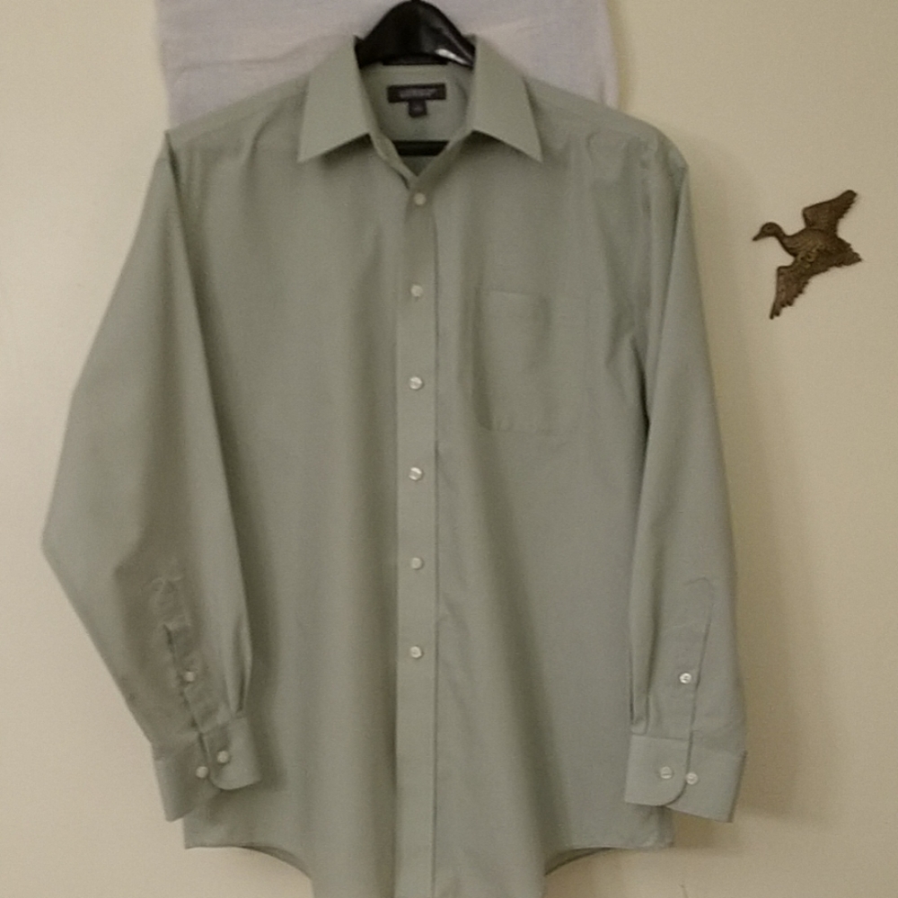 064 Men' Croft & Barrow Long Sleeve Shirt 17 34/35